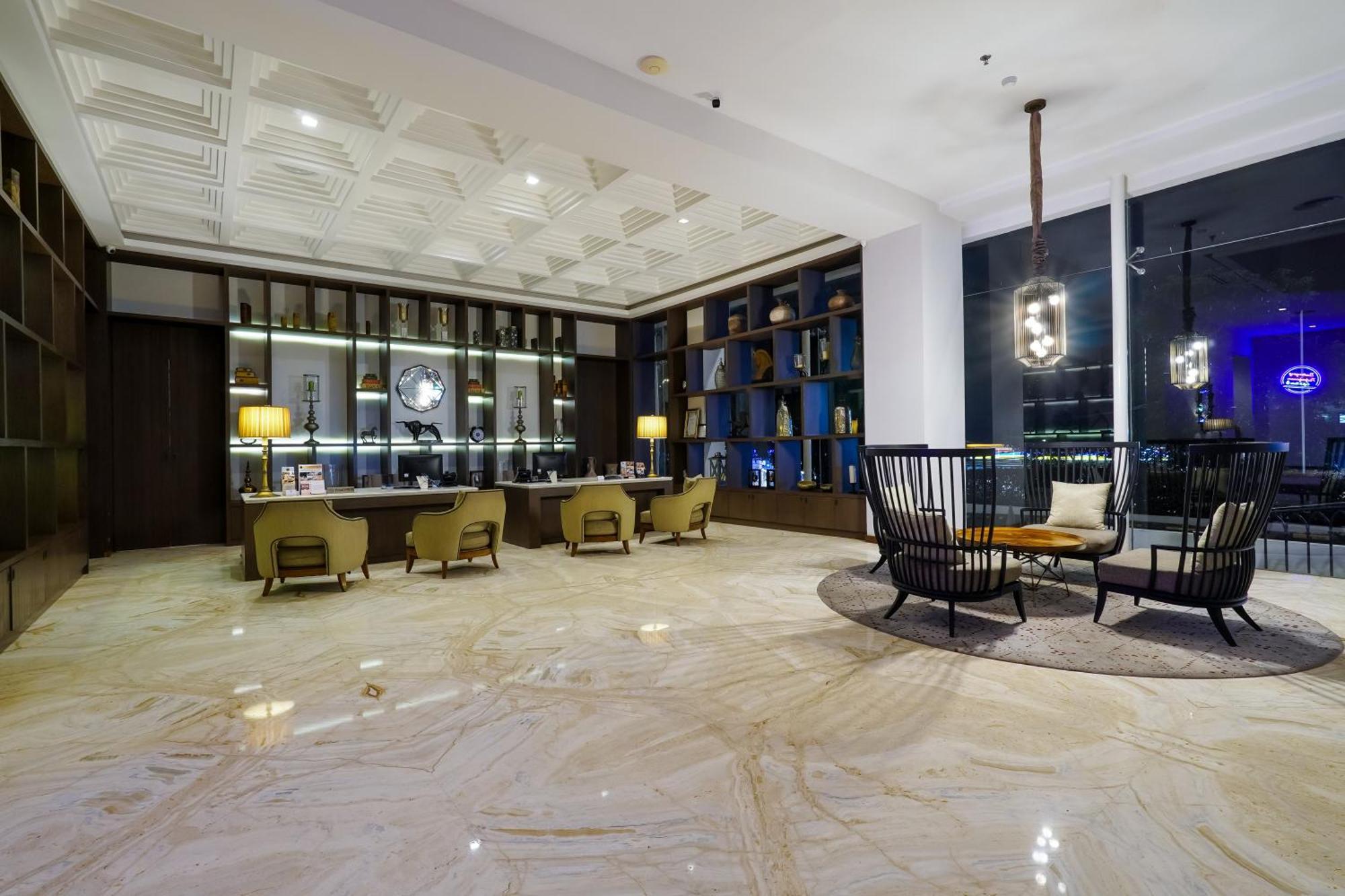 Royal Padjadjaran Hotel Bogor Extérieur photo