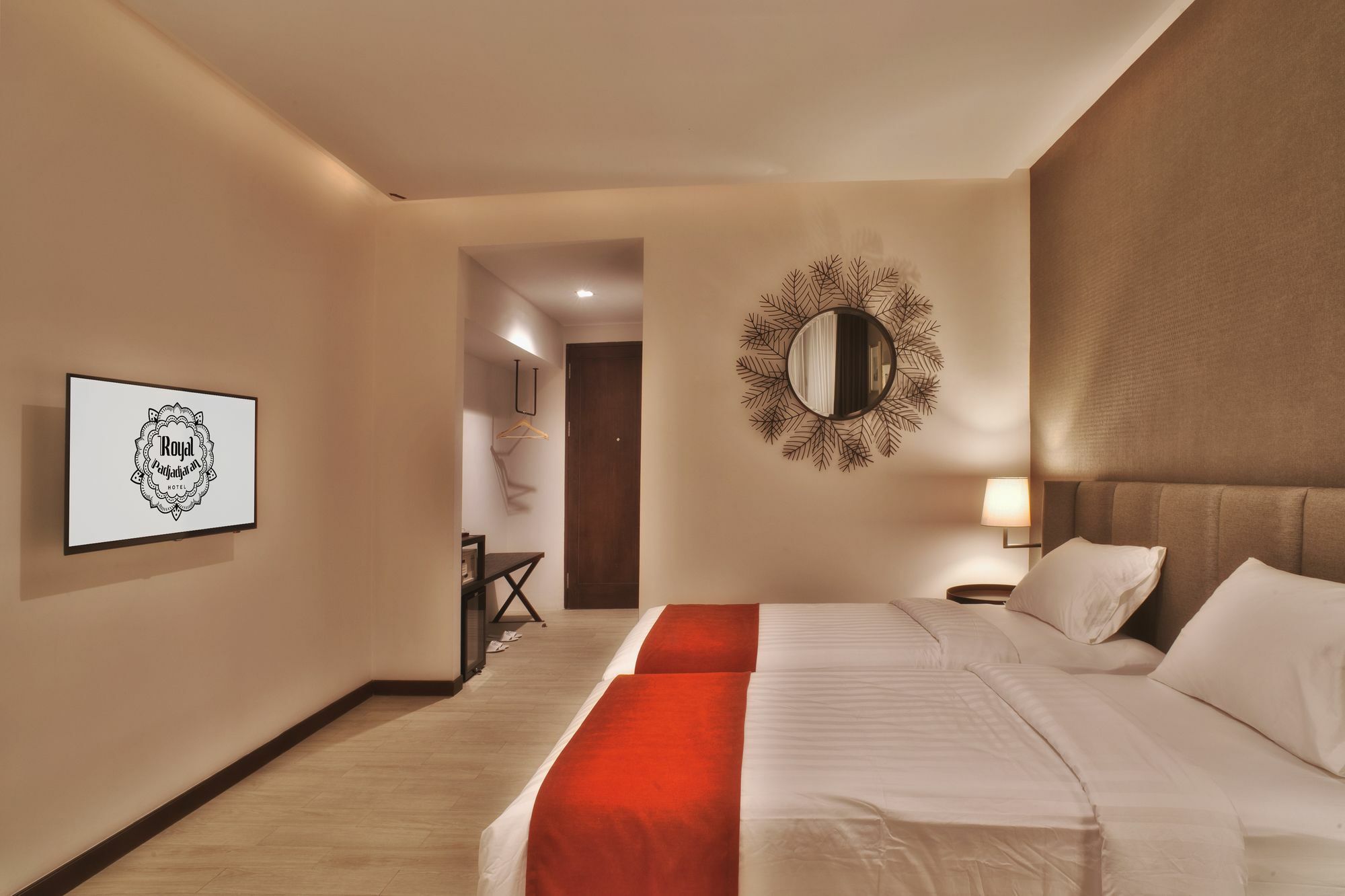 Royal Padjadjaran Hotel Bogor Extérieur photo